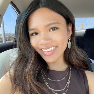 Meet your Posher, Ereka